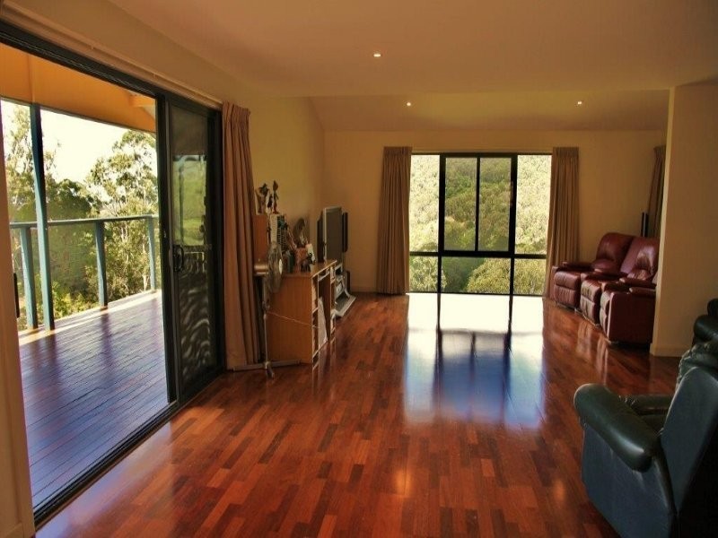 410 Hunchy Road, Hunchy QLD 4555