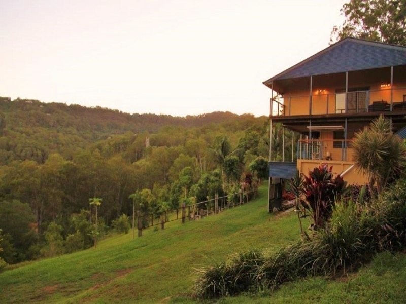 410 Hunchy Road, Hunchy QLD 4555