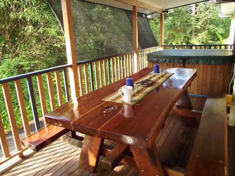 27 Wakefield Street, Woombye QLD 4559