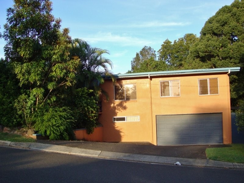 27 Wakefield Street, Woombye QLD 4559