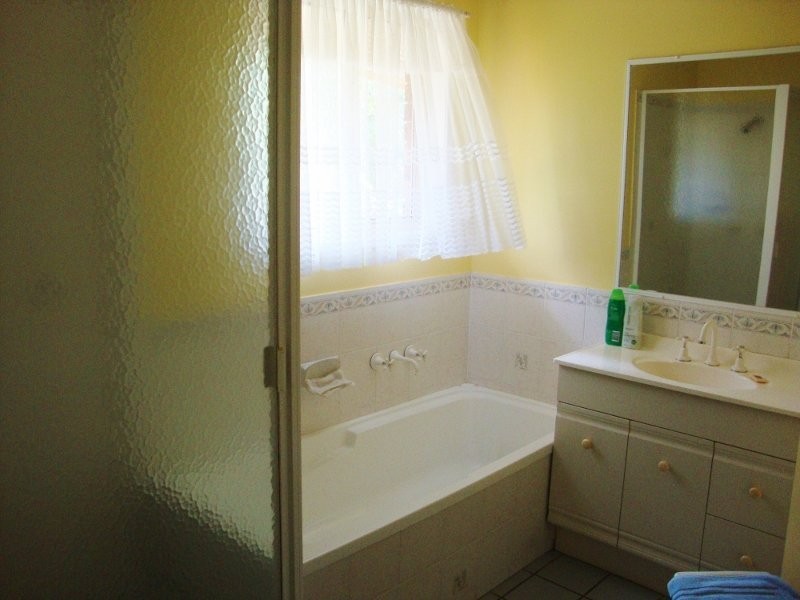 6 Kentish Road, Kiels Mountain QLD 4559