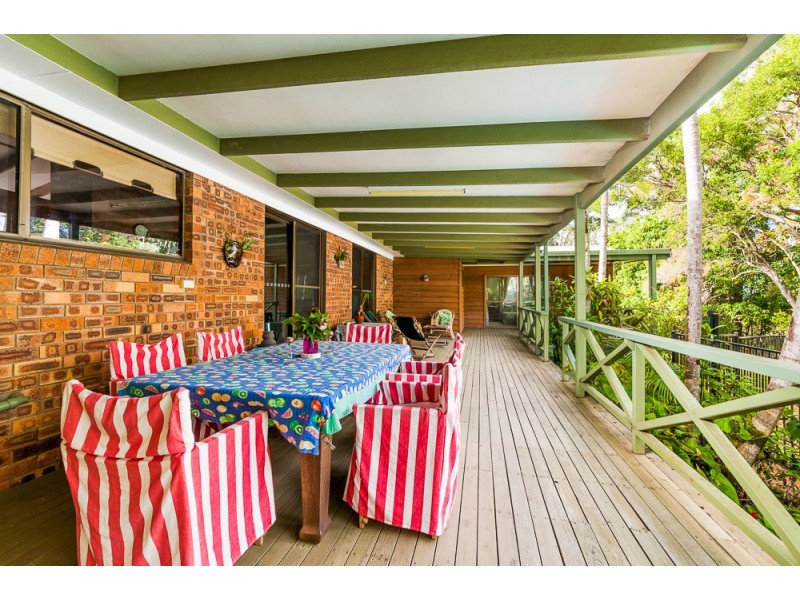 8 THRUSHS ROAD, Dulong QLD 4560