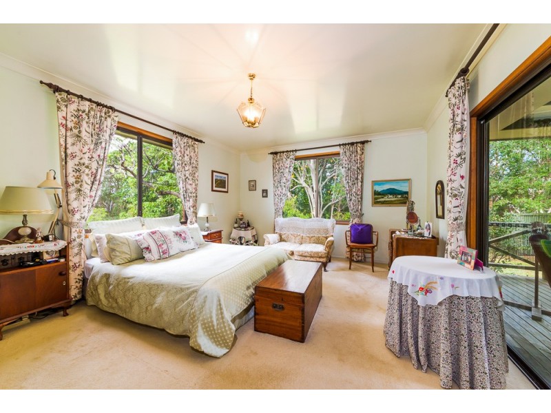 8 THRUSHS ROAD, Dulong QLD 4560