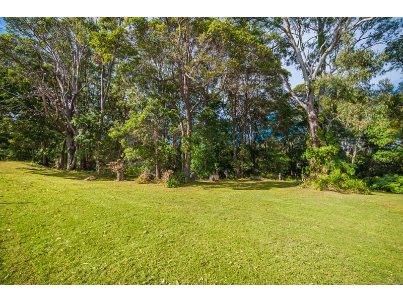 8 THRUSHS ROAD, Dulong QLD 4560