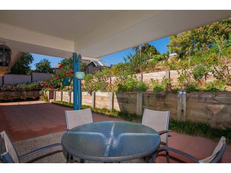 15 DINMORE STREET, Woombye QLD 4559