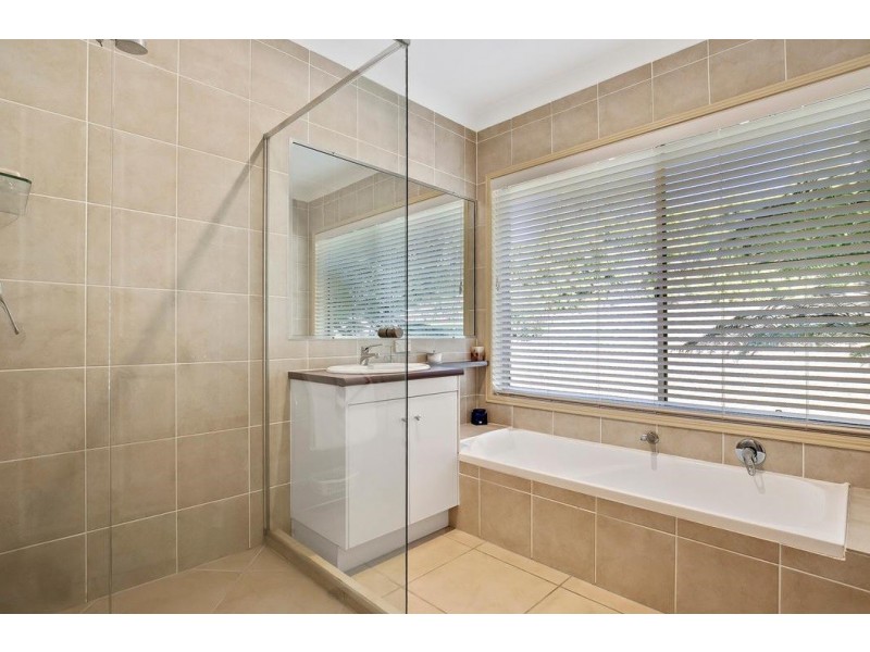 9 Hamilton Road, Woombye QLD 4559