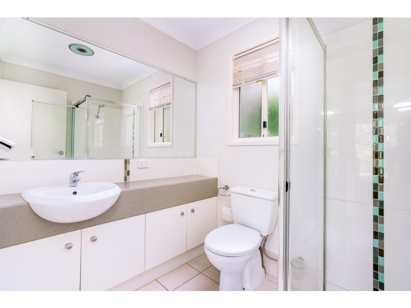 24 Rangeleigh Court, Palmwoods QLD 4555