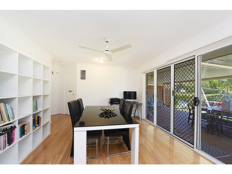 13 MCKINNON DRIVE, Burnside QLD 4560