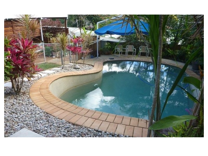 27 CHILTERN COURT, Coes Creek QLD 4560