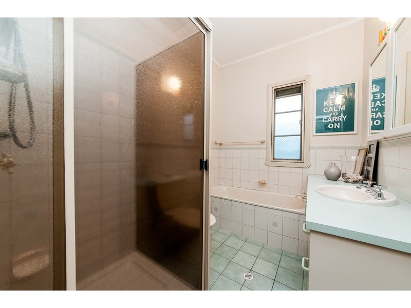 10 CARY STREET, Woombye QLD 4559