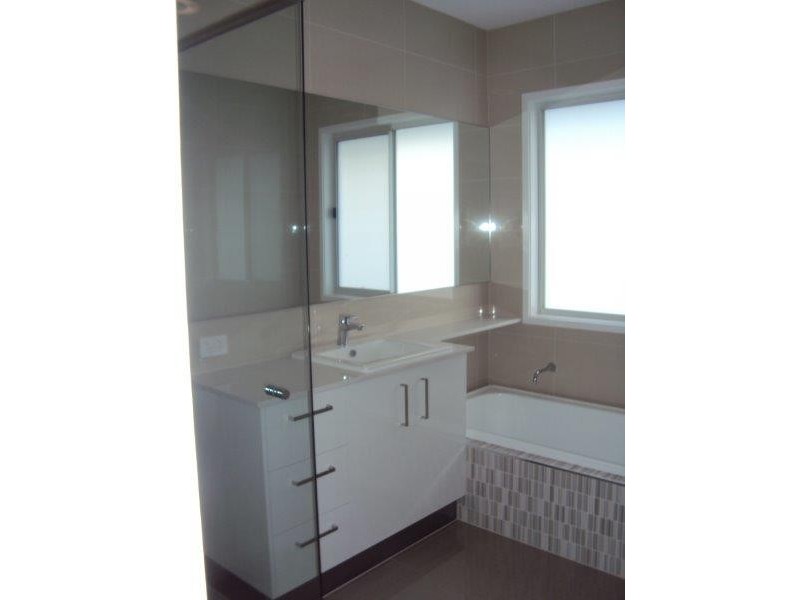 11 Dinmore Street, Woombye QLD 4559