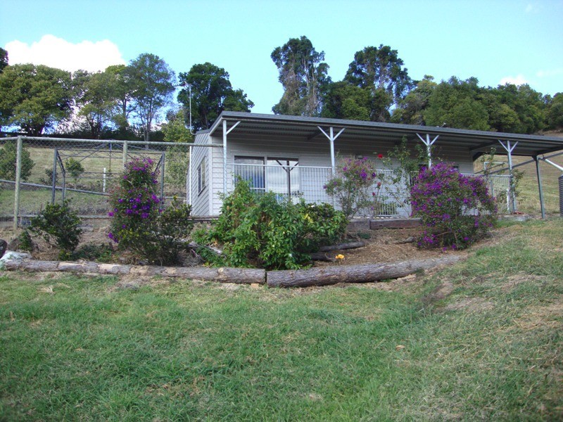 Mapleton QLD 4560