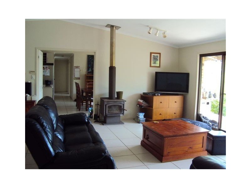 76 Winston Road, Palmwoods QLD 4555