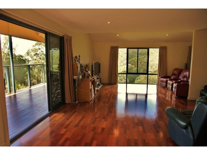 410 Hunchy Road, Hunchy QLD 4555