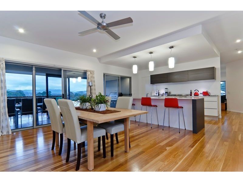 11 Lewis Place, Woombye QLD 4559