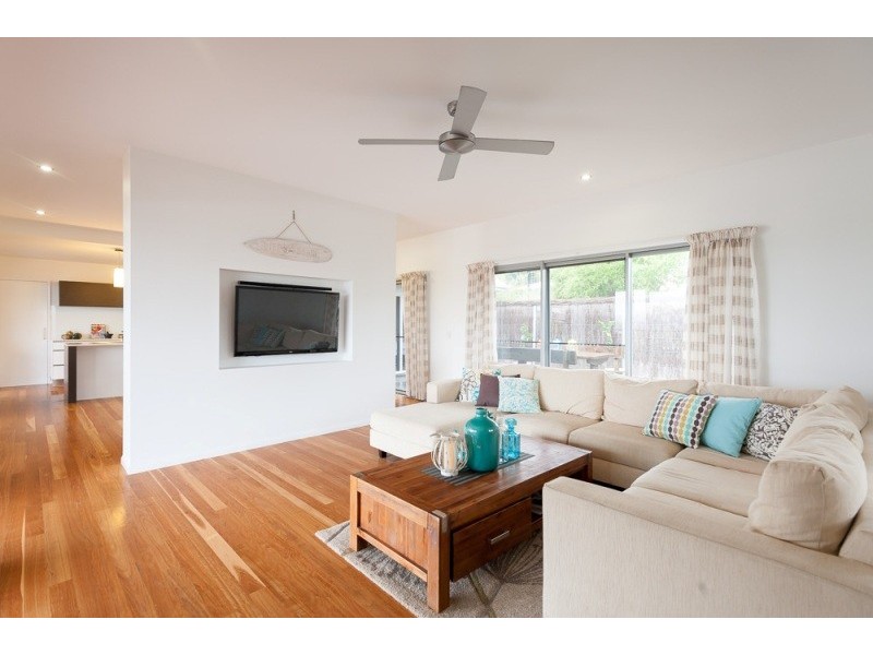 11 Lewis Place, Woombye QLD 4559