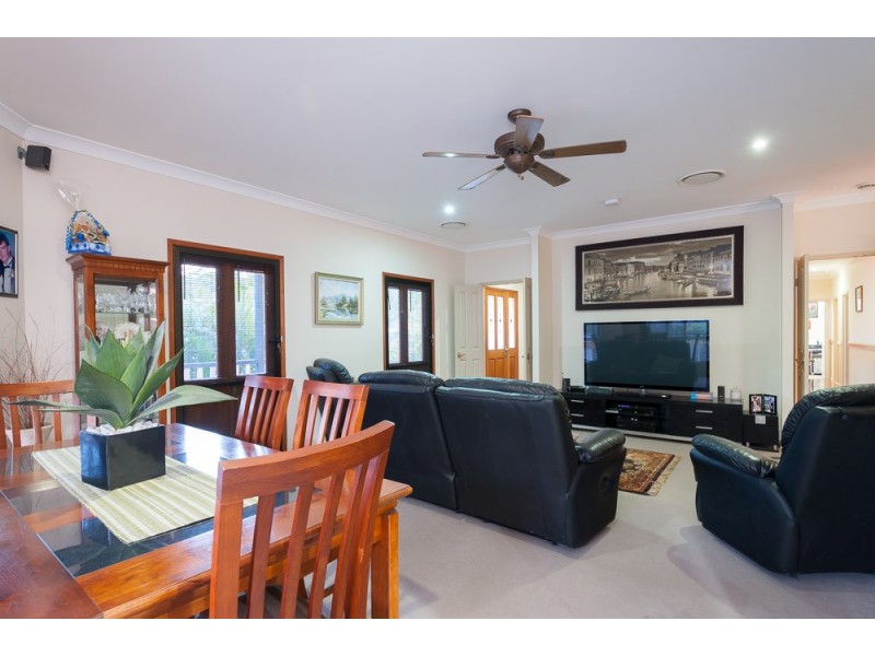 2 Mountridge Close, Kiels Mountain QLD 4559