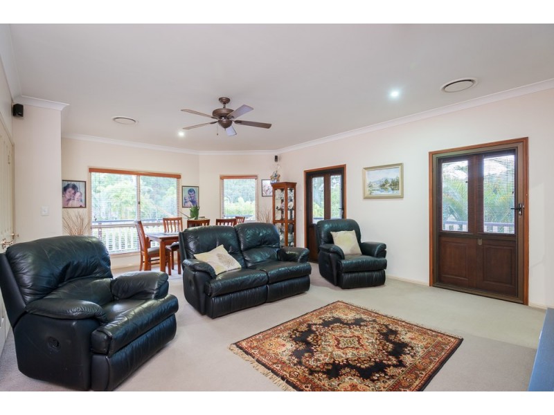 2 Mountridge Close, Kiels Mountain QLD 4559