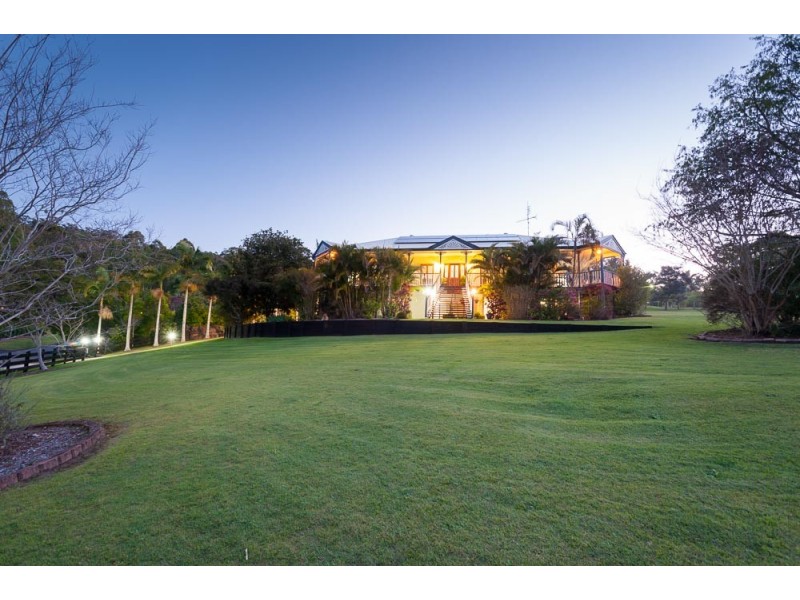 2 Mountridge Close, Kiels Mountain QLD 4559