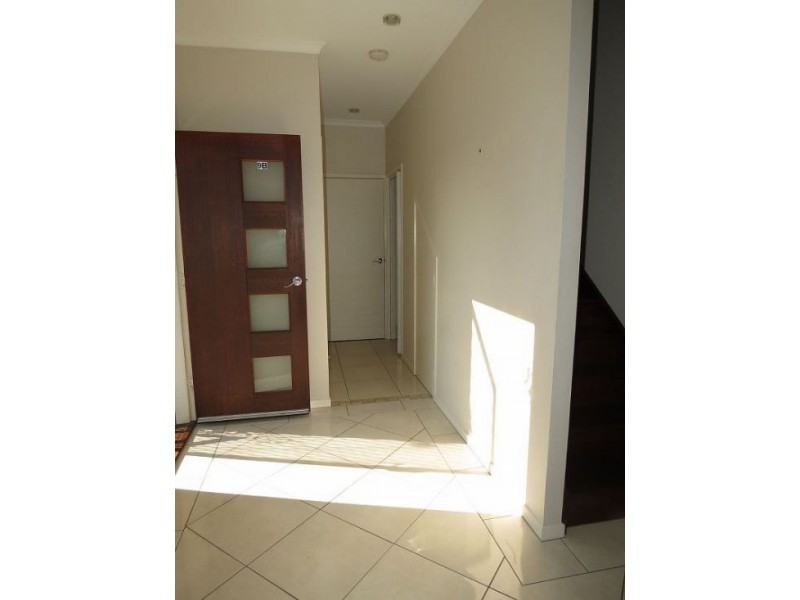 9b Blackall St, Woombye QLD 4559