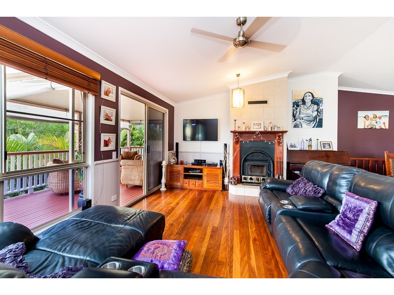 16 Eagleview Court, Woombye QLD 4559