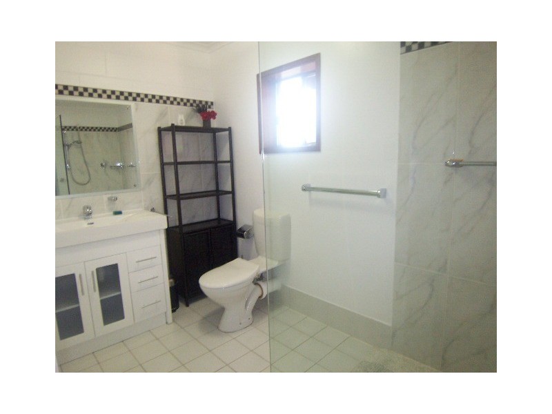 30 Meher Rd, Kiels Mountain QLD 4559