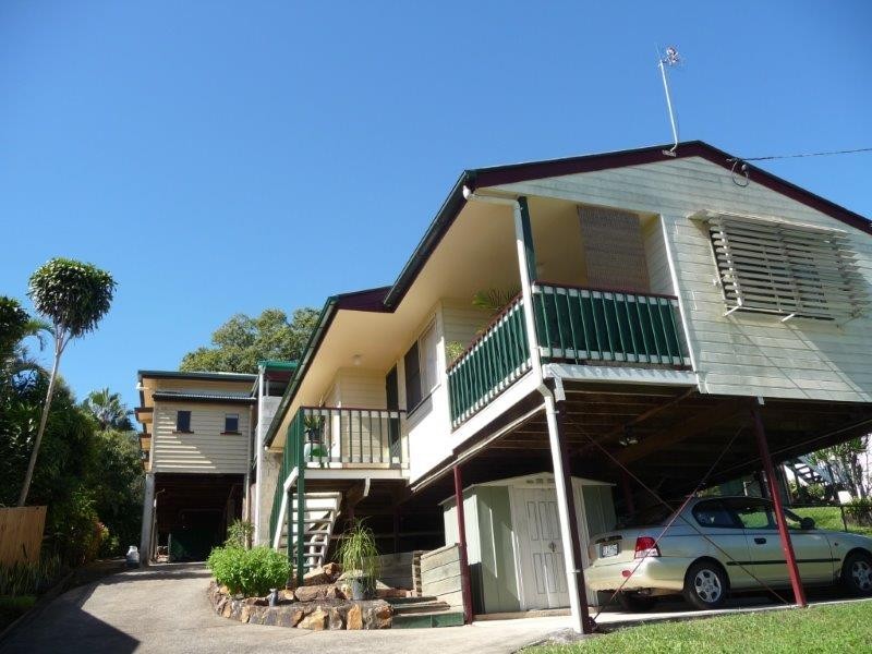 62 Court Rd, Nambour QLD 4560