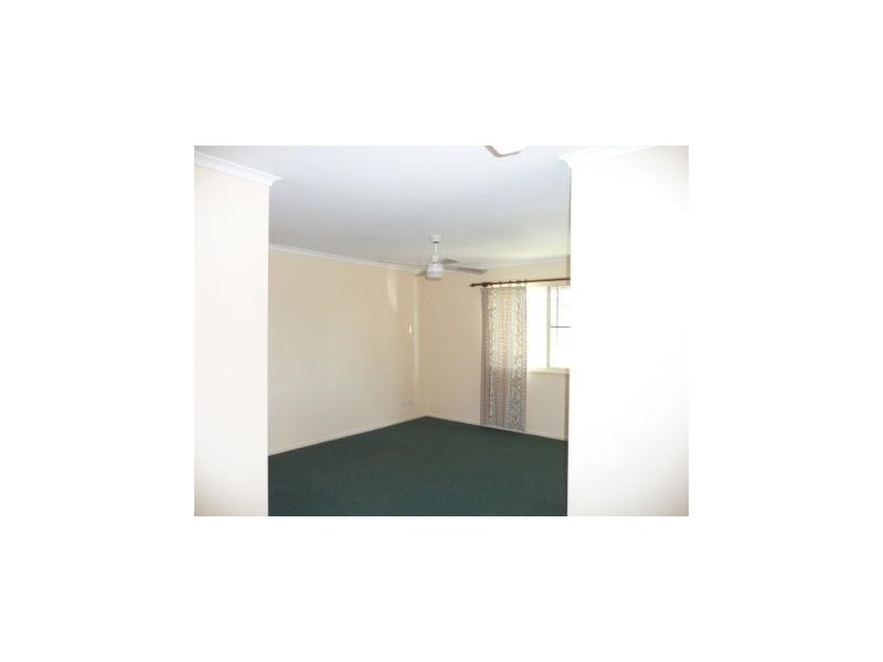 62 Court Rd, Nambour QLD 4560