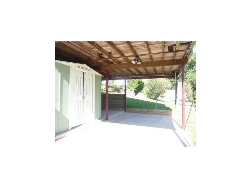 62 Court Rd, Nambour QLD 4560