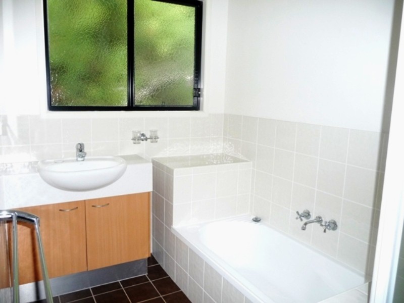 11/9a Deslyn Lane, Nambour QLD 4560