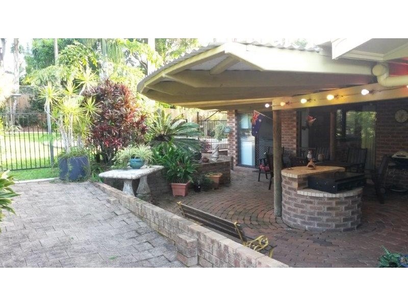 6 Keil St, Woombye QLD 4559