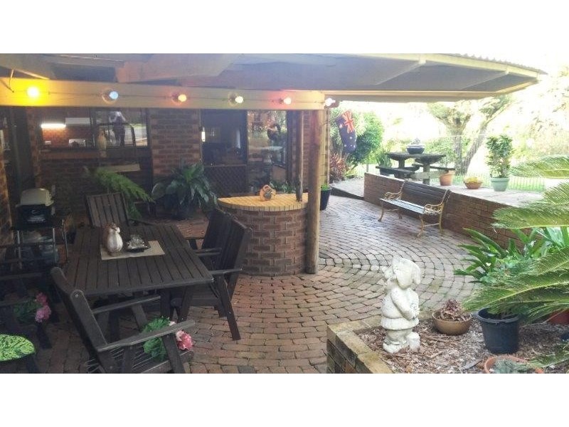 6 Keil St, Woombye QLD 4559