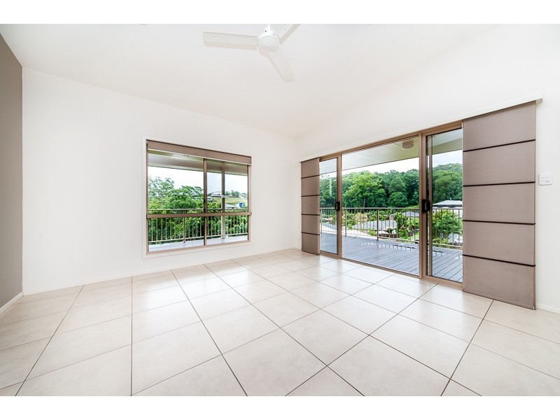 6 Rainbow Court, Woombye QLD 4559