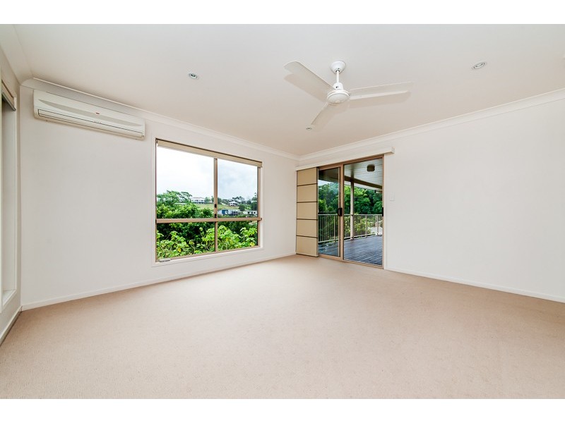 6 Rainbow Court, Woombye QLD 4559