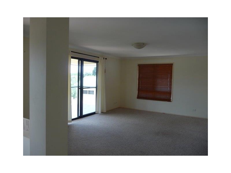 14 Kooyonga Cl, Nambour QLD 4560