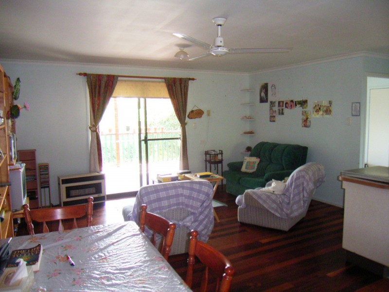 35 Kerrs Lane, Coes Creek QLD 4560