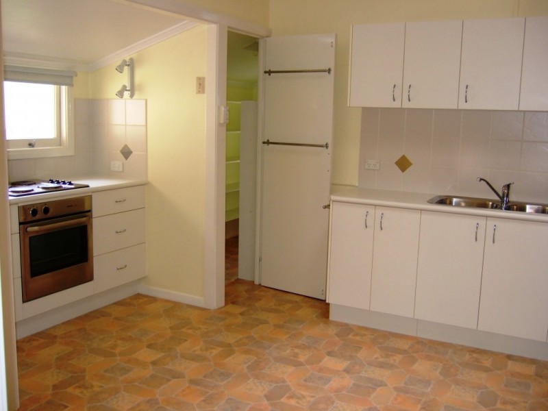 9 ANN ST, Woombye QLD 4559