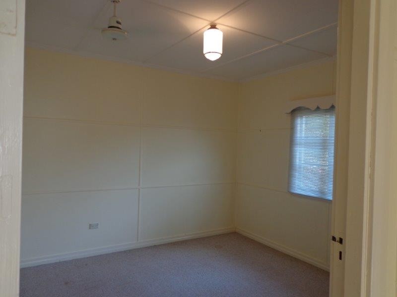 9 ANN ST, Woombye QLD 4559