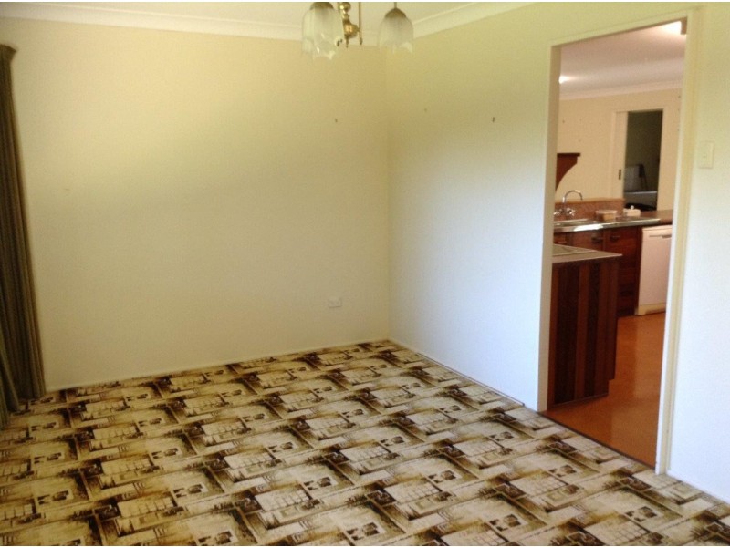 206 Panorama Drive, Nambour QLD 4560