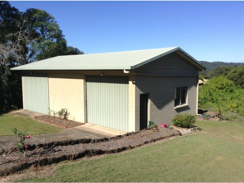 206 Panorama Drive, Nambour QLD 4560