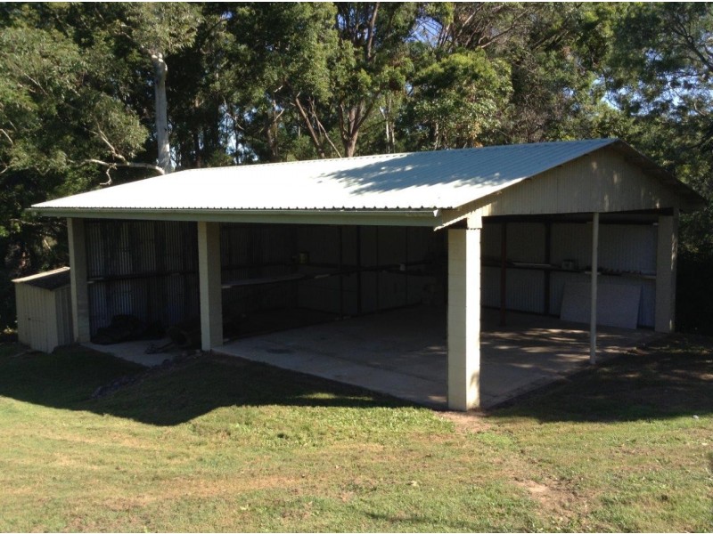206 Panorama Drive, Nambour QLD 4560