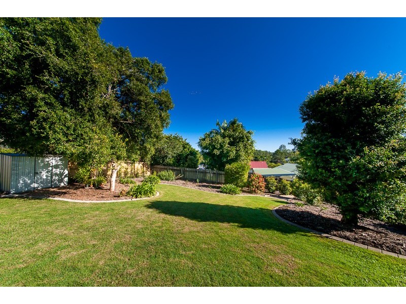 4 Reynolds Close, Woombye QLD 4559