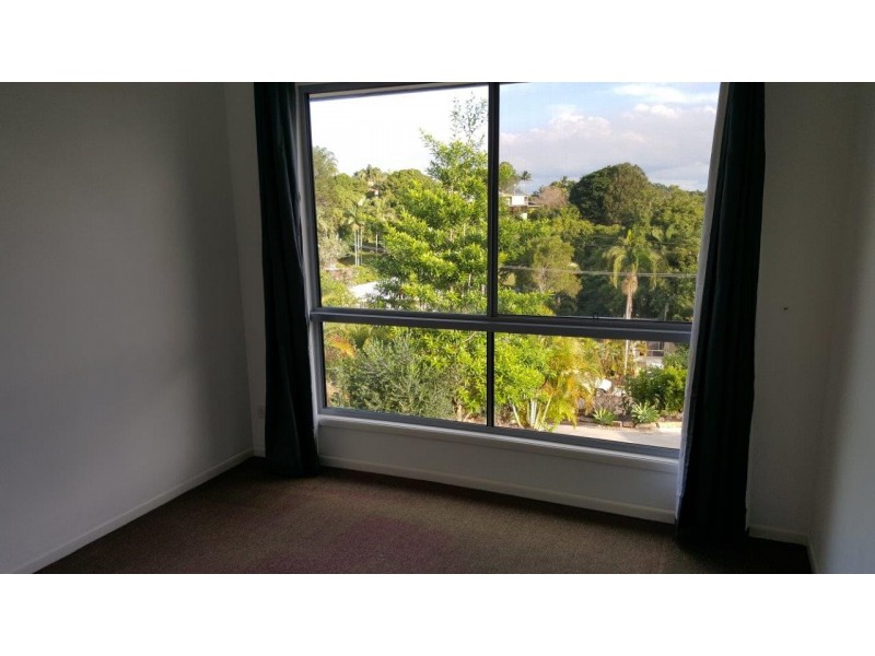 21a Dinmore St, Woombye QLD 4559