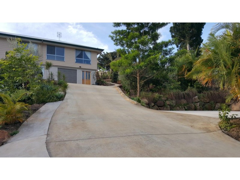 21b Dinmore St, Woombye QLD 4559