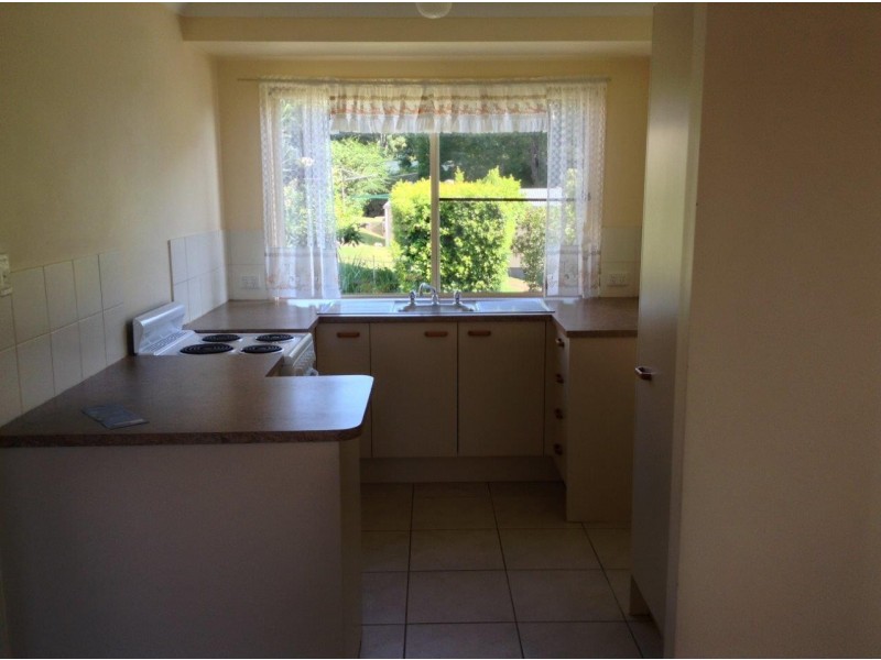 62 Court Rd, Nambour QLD 4560