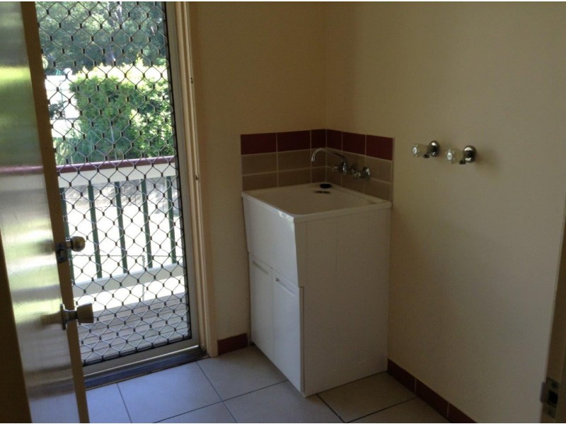 62 Court Rd, Nambour QLD 4560