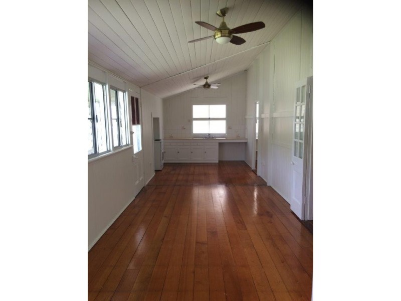 40 Blackall St, Woombye QLD 4559