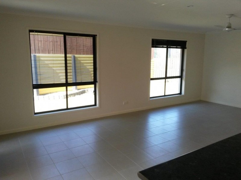 9 Dream Court, Nambour QLD 4560