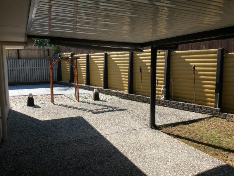 9 Dream Court, Nambour QLD 4560