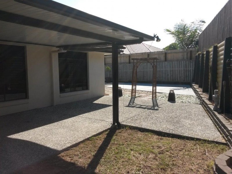 9 Dream Court, Nambour QLD 4560